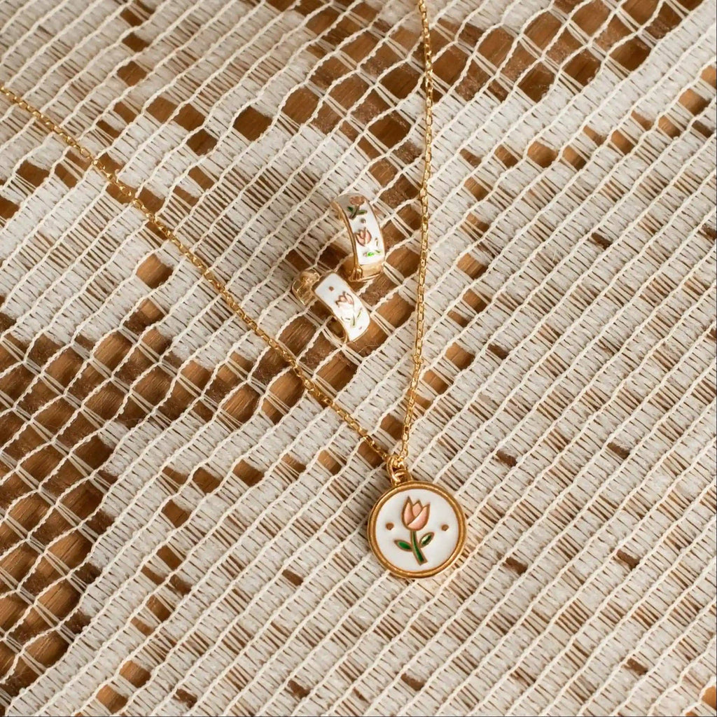 Mauve Jewelry Co. -Eloise Tea Cup Necklace