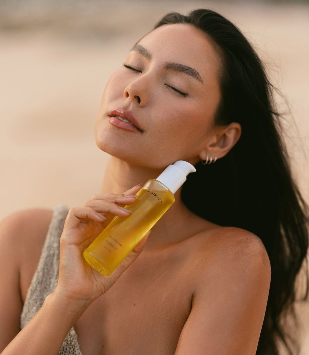 Nusa Holistick Daily Restorative Cleansing Oil