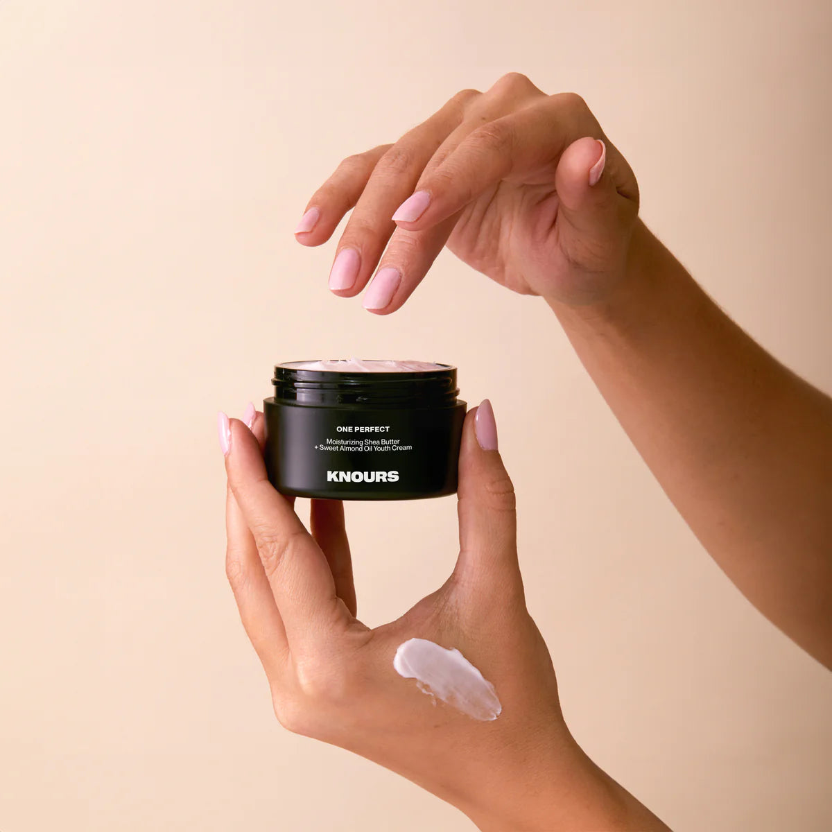 KNOURS. Youth Cream